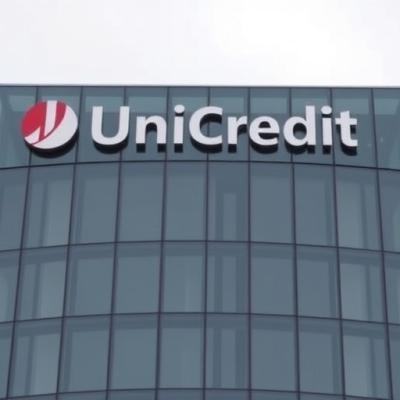 UniCredit supera expectativas con récord de ganancias en 2025